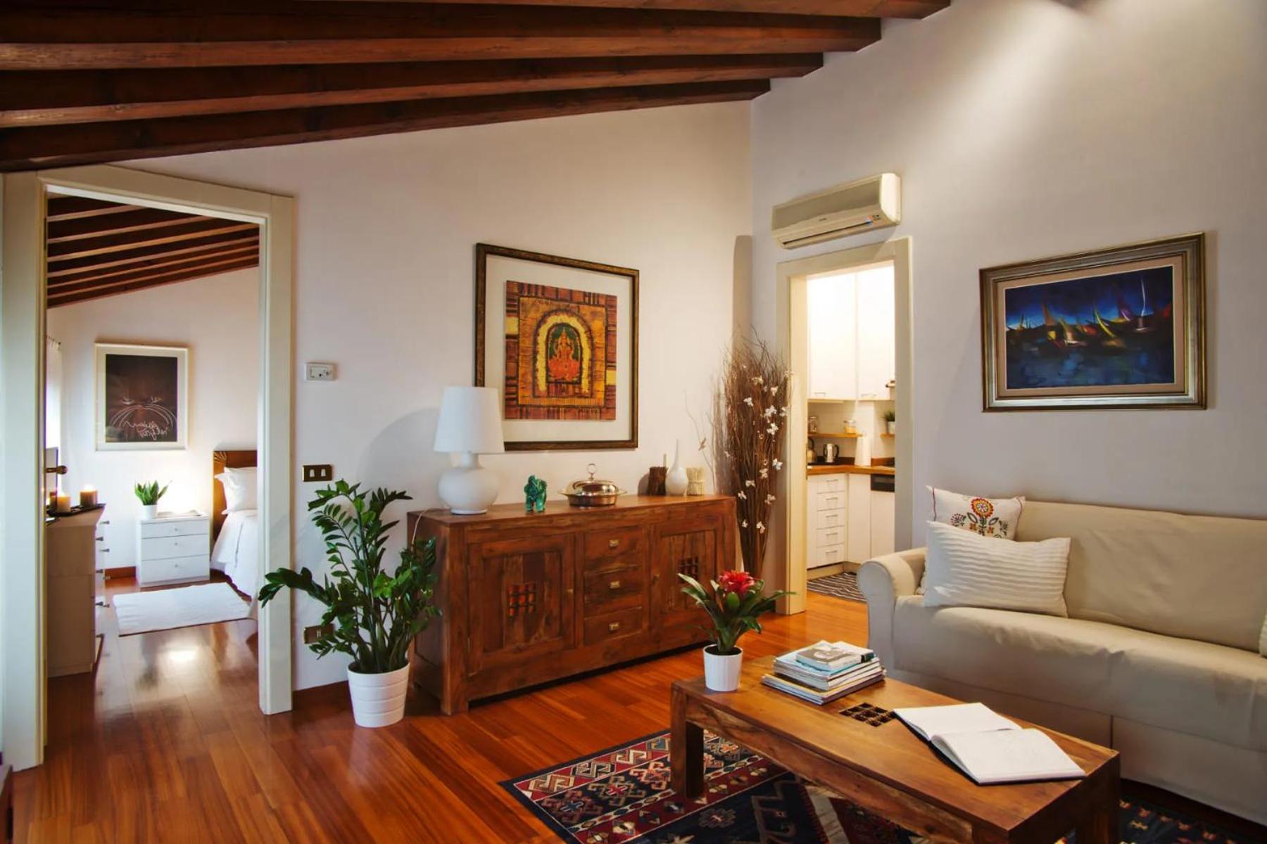 Apartment Deluxe Isola Di Mezzo Treviso Luaran gambar